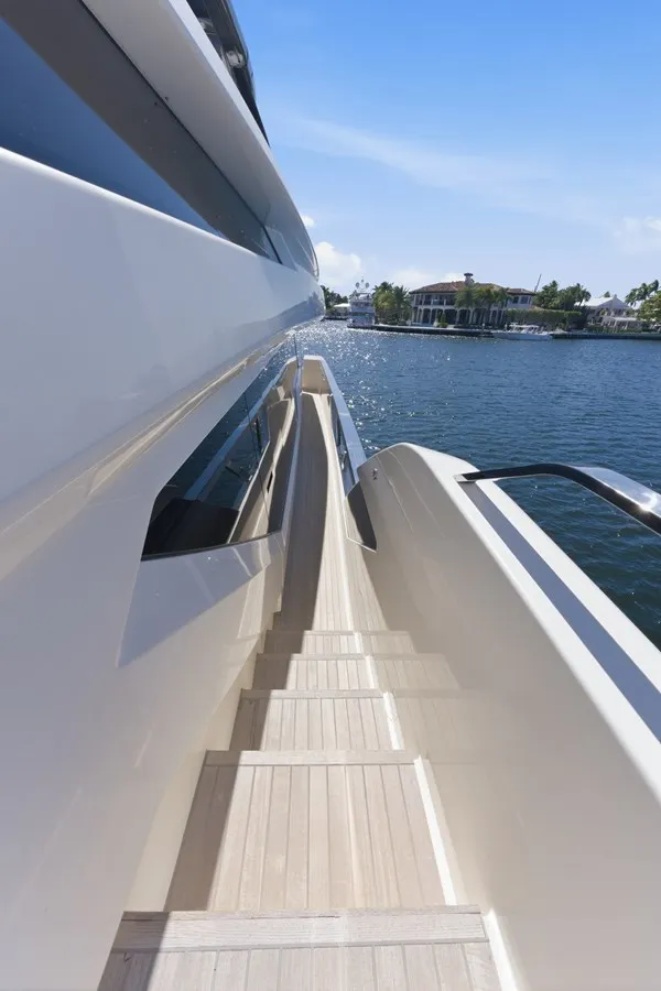 Slide: The Image of Ferretti 920 2018 - 20