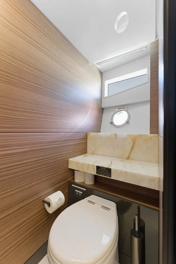Slide: The Image of Ferretti 920 2018 - 58