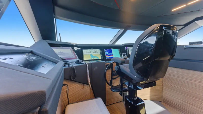 Slide: The Image of Ferretti 920 2018 - 81