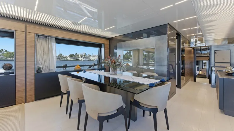 Slide: The Image of Ferretti 920 2018 - 38