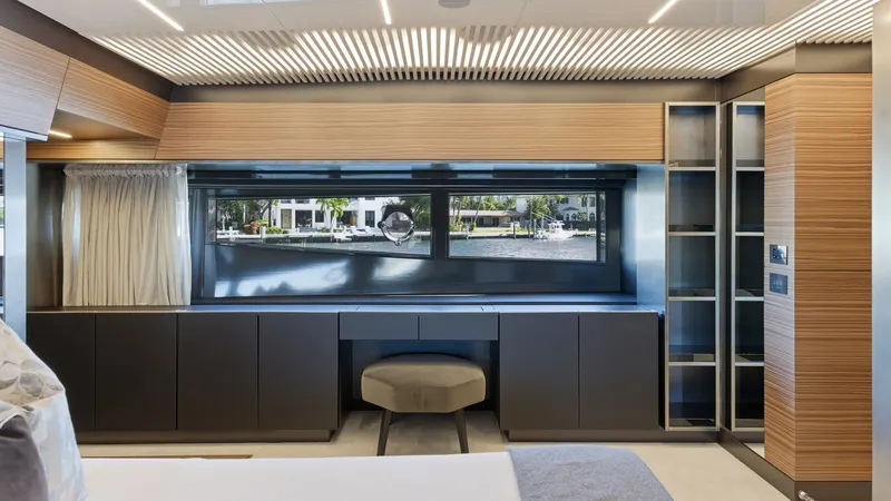 Slide: The Image of Ferretti 920 2018 - 50