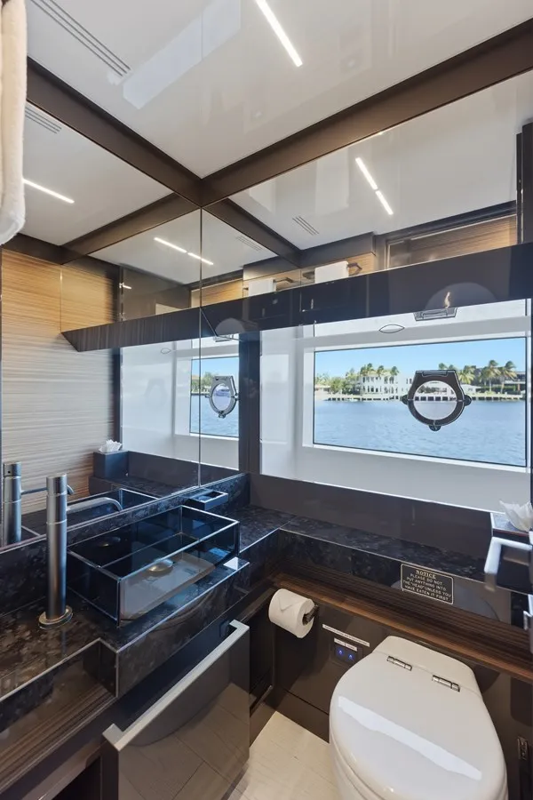 Slide: The Image of Ferretti 920 2018 - 43