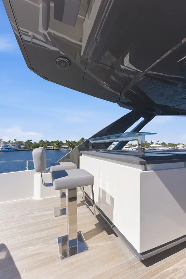 Slide: The Image of Ferretti 920 2018 - 24