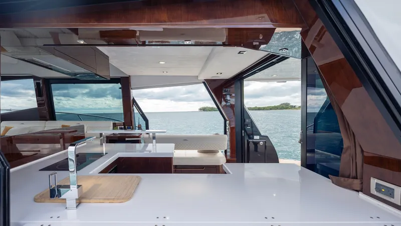 Slide: The Image of Galeon Yachts 500 Fly 2020 - 37
