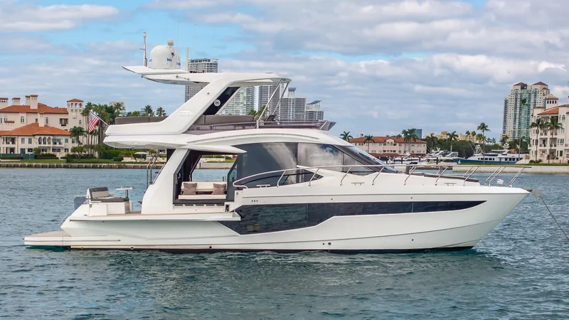 Slide: The Image of Galeon Yachts 500 Fly 2020 - 64