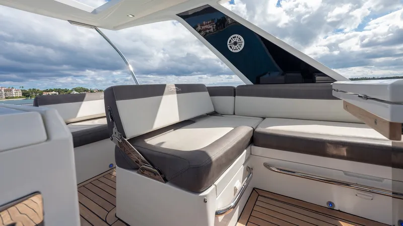 Slide: The Image of Galeon Yachts 500 Fly 2020 - 23