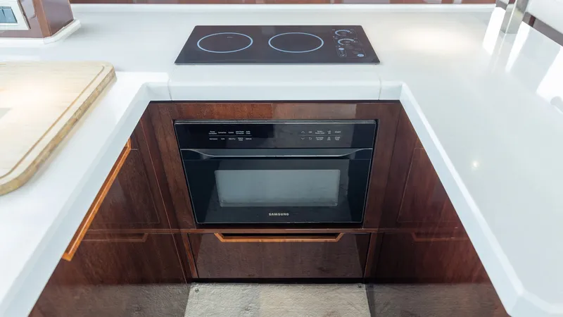 Slide: The Image of Galeon Yachts 500 Fly 2020 - 38