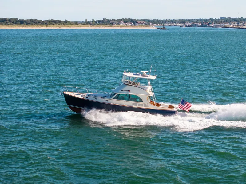 The Image of Hinckley Yachts Talaria 48 Flybridge 2014 - 0