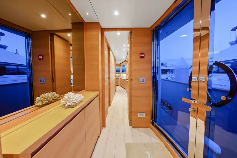 Slide: The Image of Sanlorenzo Yachts SD92 2012 - 72