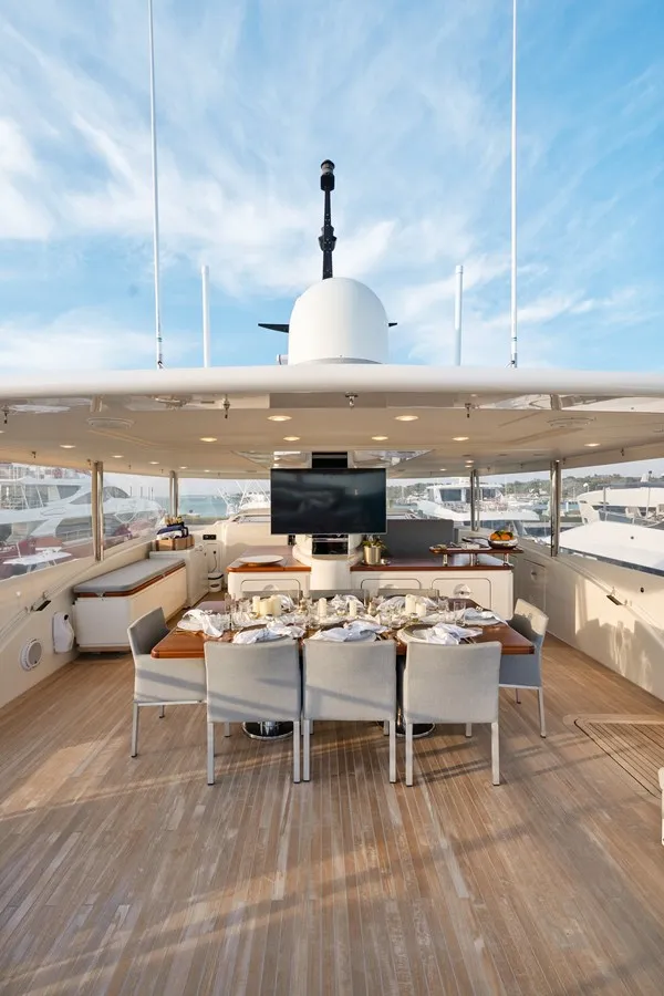 Slide: The Image of Sanlorenzo Yachts SD92 2012 - 15