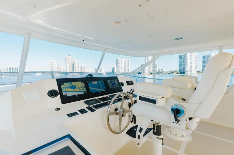 Slide: The Image of Marlow 88 Explorer 2016 - 36
