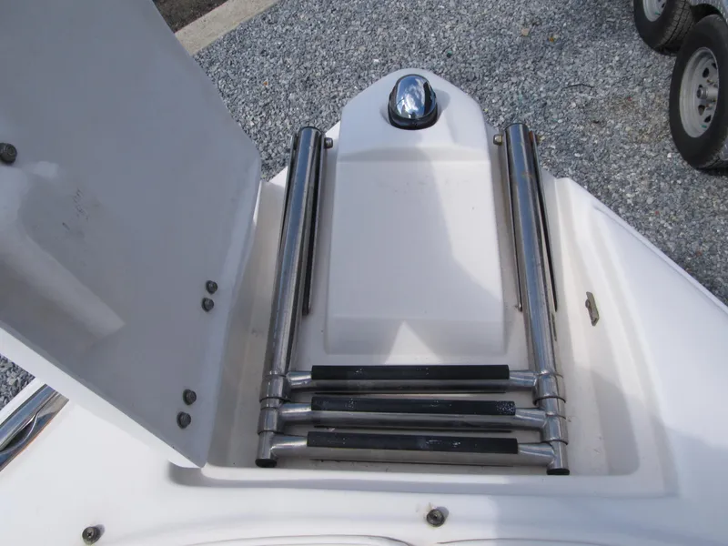 Slide: The Image of Rinker 226 Captiva 2009 - 21