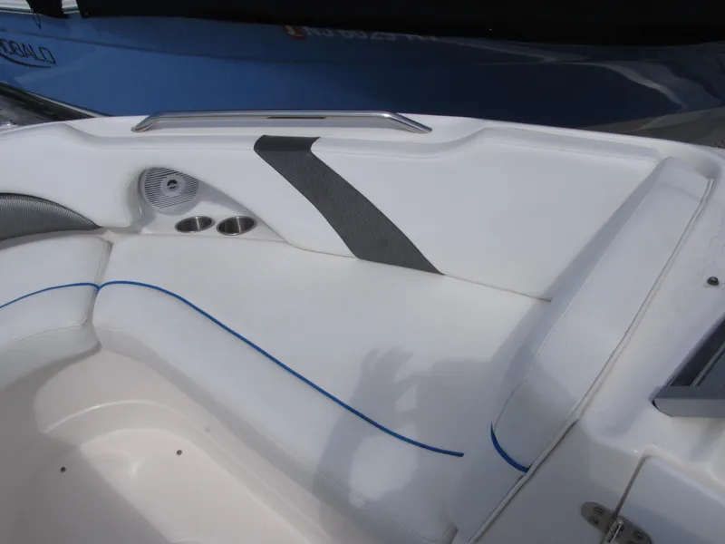 Slide: The Image of Rinker 226 Captiva 2009 - 20