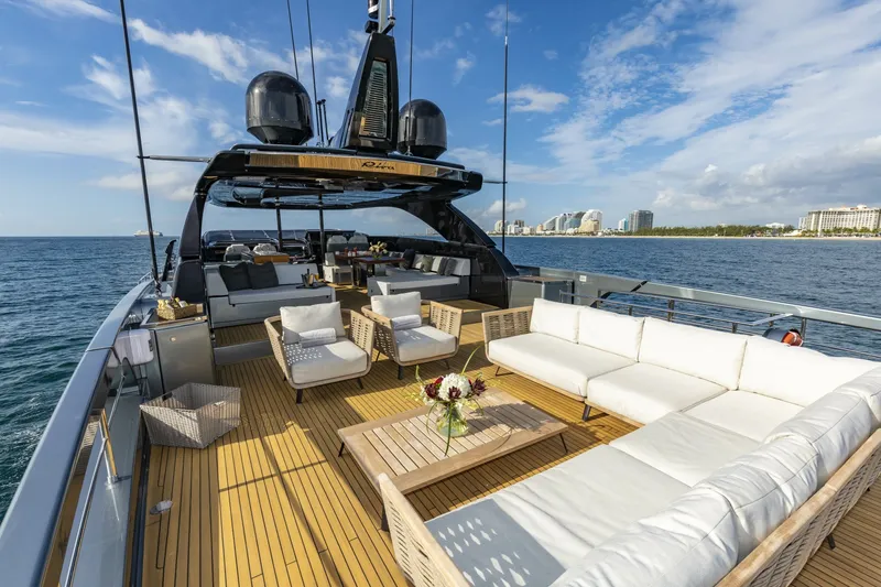 Slide: The Image of Riva 110 Dolce Vita 2020 - 39