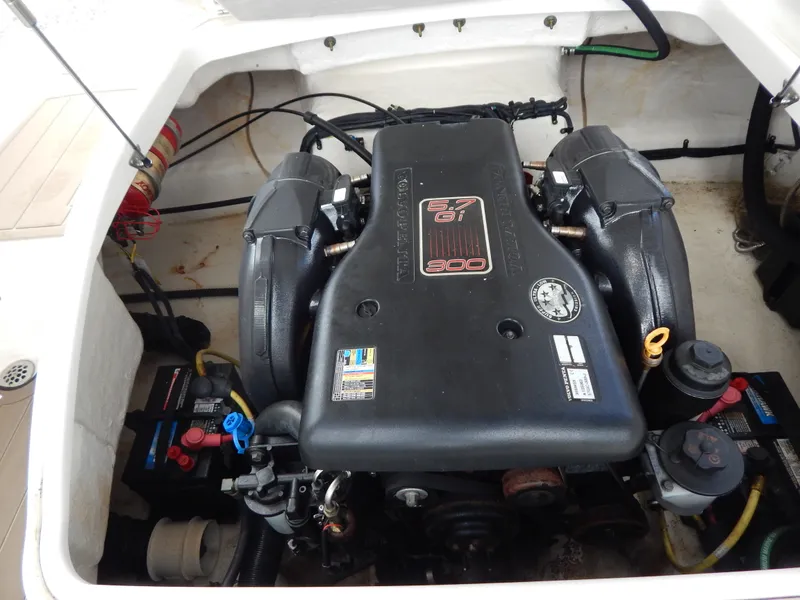 Slide: The Image of Chaparral 244 Sunesta 2011 - 16