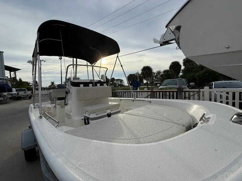 Slide: The Image of Boston Whaler 150 Montauk 2027 - 7