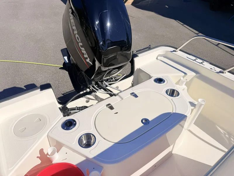 Slide: The Image of Boston Whaler 150 Montauk 2027 - 15
