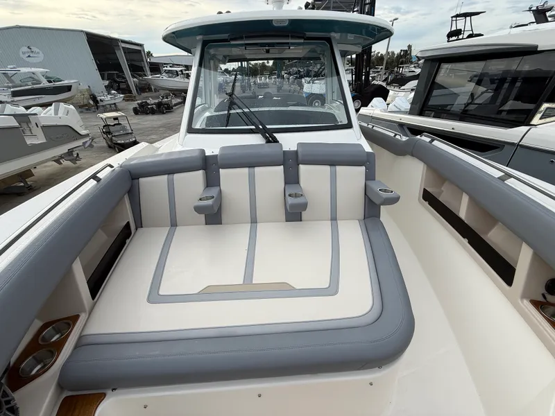 Slide: The Image of Boston Whaler 350 Realm 2027 - 8