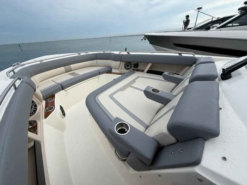 Slide: The Image of Boston Whaler 350 Realm 2027 - 7