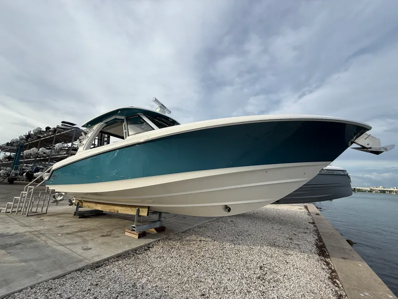 Slide: The Image of Boston Whaler 350 Realm 2027 - 2