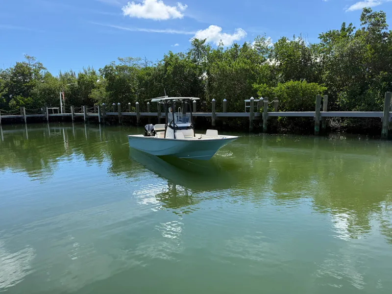 Slide: The Image of Boston Whaler 210 Montauk 2027 - 4