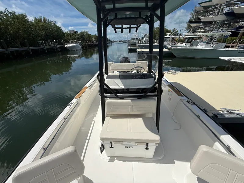 Slide: The Image of Boston Whaler 210 Montauk 2027 - 12
