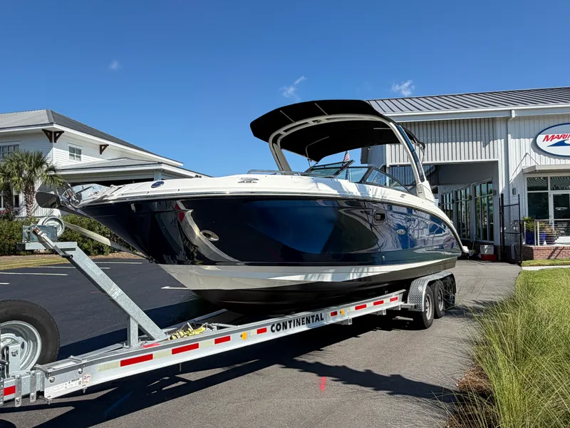 Slide: The Image of Sea Ray 290 SDX 2023 - 1
