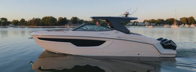 Slide: The Image of Cruisers 38 GLS 2026 - 2