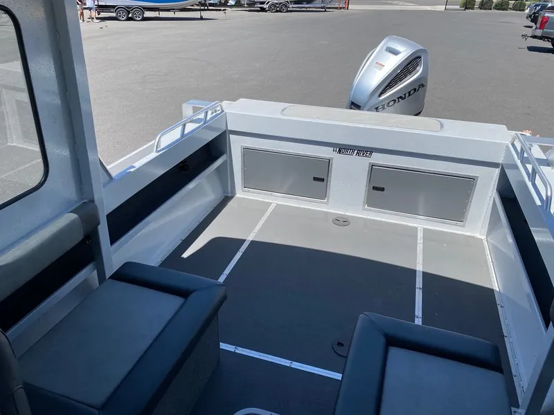 Slide: The Image of North River 21' Coho Hardtop 2025 - 11