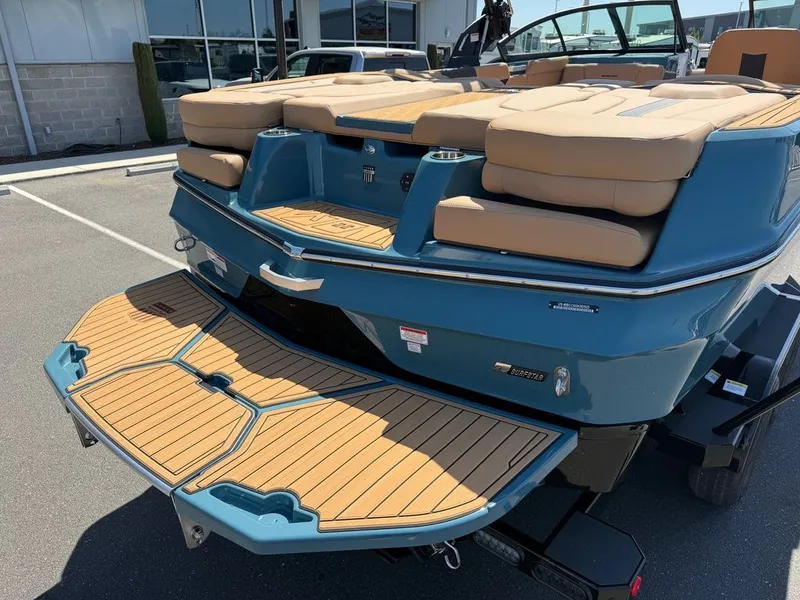 Slide: The Image of MasterCraft XT22 2025 - 6