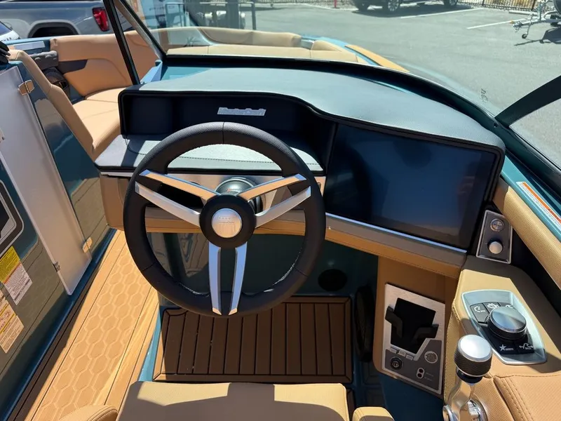 Slide: The Image of MasterCraft XT22 2025 - 10
