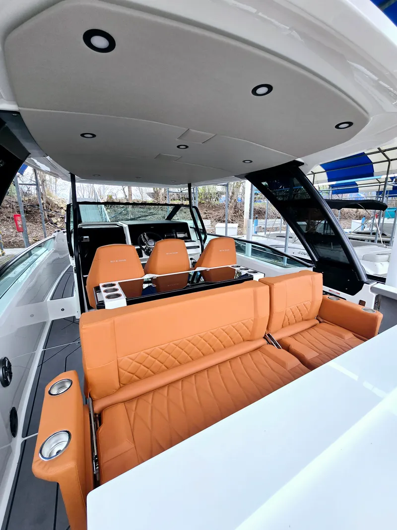 Slide: The Image of Saxdor 320 GTO 2025 - 6