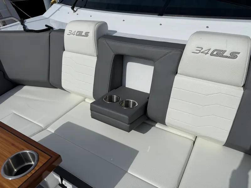 Slide: The Image of Cruisers 34 GLS 2024 - 16