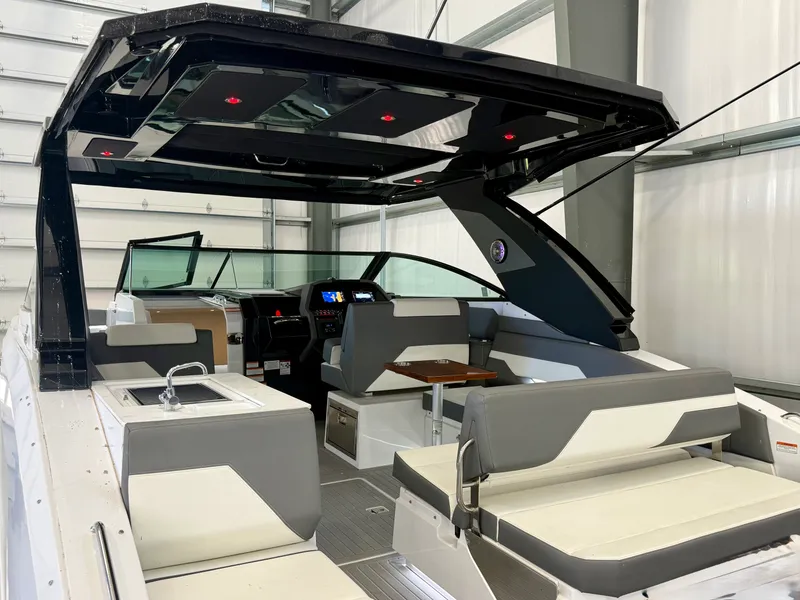 Slide: The Image of Cruisers 34 GLS 2024 - 56