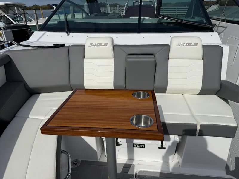 Slide: The Image of Cruisers 34 GLS 2024 - 19