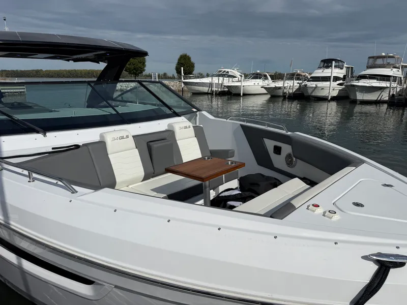 Slide: The Image of Cruisers 34 GLS 2024 - 14