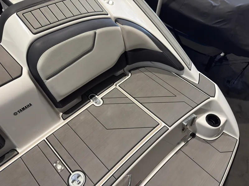 Slide: The Image of Yamaha SX210 2019 - 7