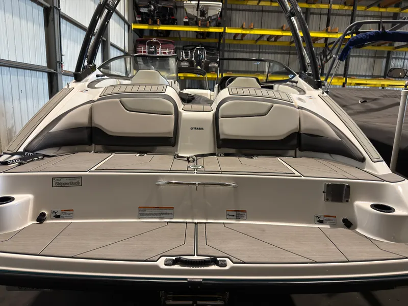 Slide: The Image of Yamaha SX210 2019 - 2