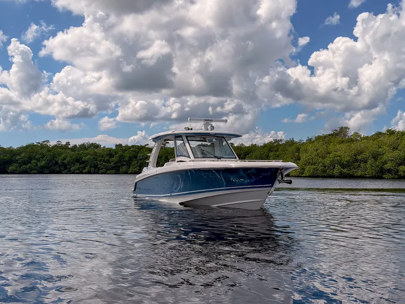 Slide: The Image of Boston Whaler 350 Realm 2027 - 40