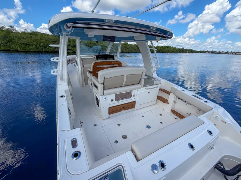 Slide: The Image of Boston Whaler 350 Realm 2027 - 6