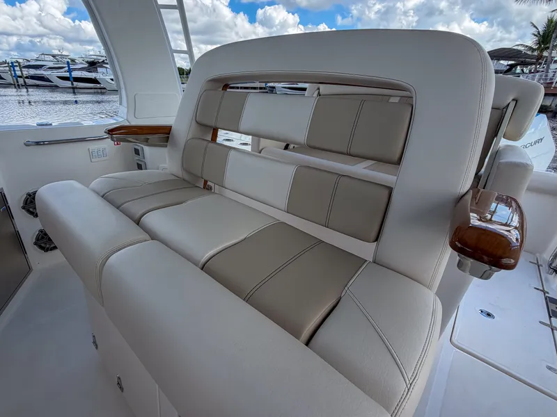 Slide: The Image of Boston Whaler 350 Realm 2027 - 24