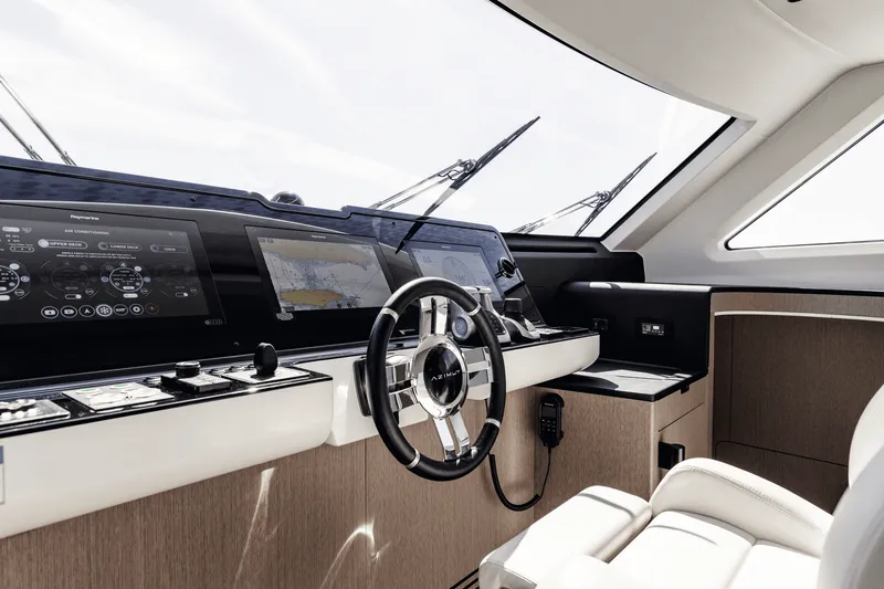 Slide: The Image of Azimut Grande 26M 2027 - 41