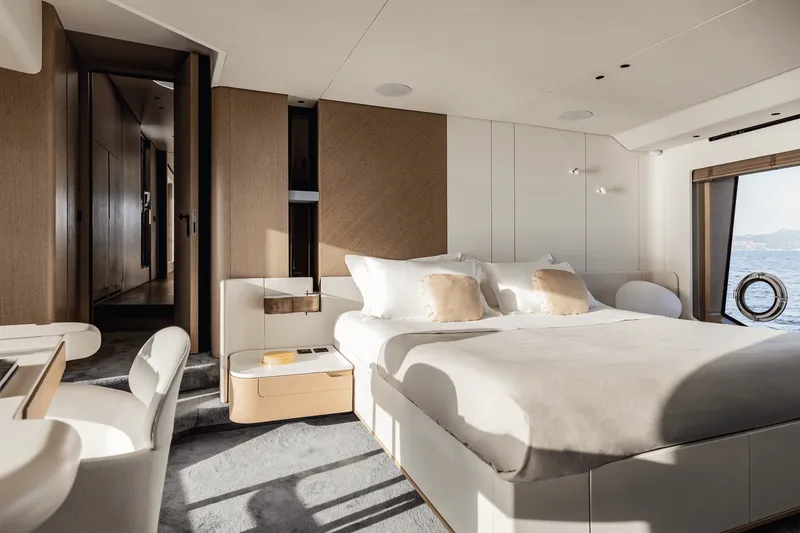 Slide: The Image of Azimut Grande 26M 2027 - 54