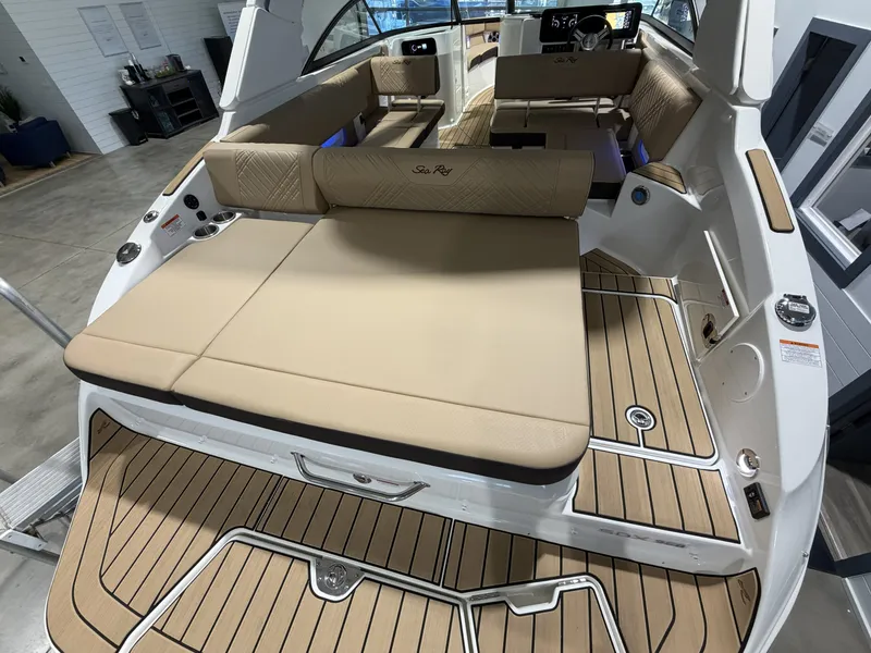 Slide: The Image of Sea Ray SDX 250 2027 - 20