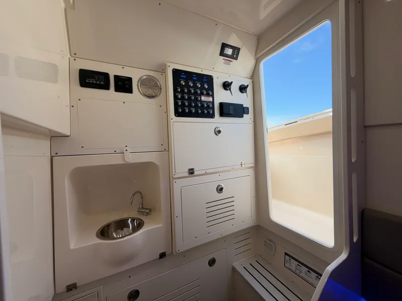 Slide: The Image of Scout 330 LXF 2027 - 52
