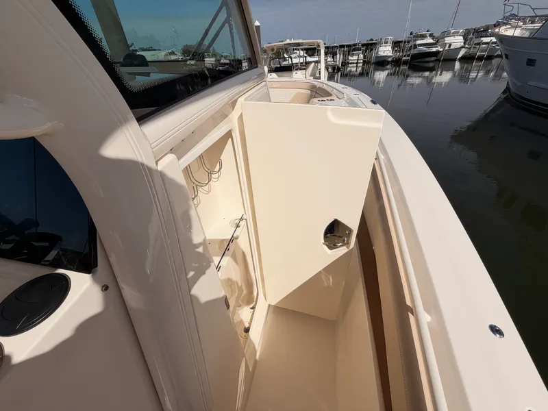 Slide: The Image of Scout 330 LXF 2027 - 26