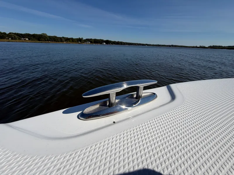 Slide: The Image of NauticStar 222L OFFSHORE 2024 - 40