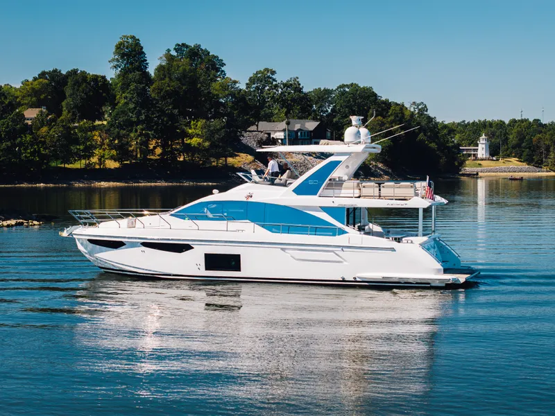 Slide: The Image of Azimut FLY 60 2024 - 67