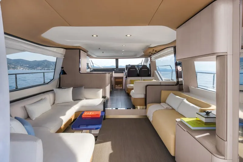Slide: The Image of Azimut FLY 60 2024 - 9