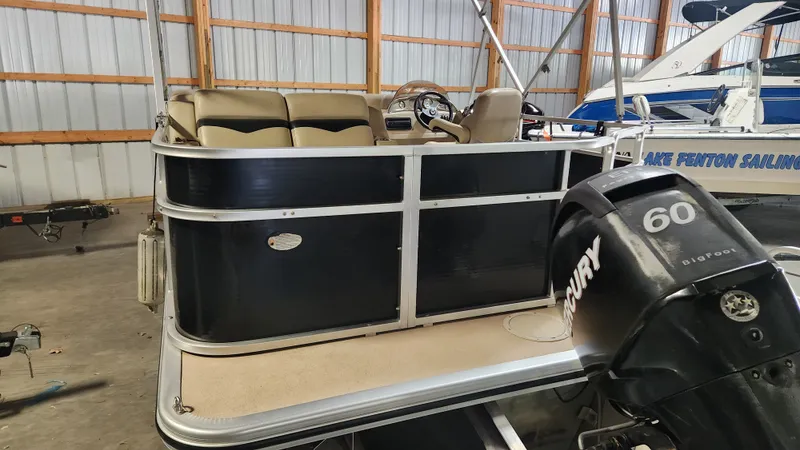 Slide: The Image of Harris 200 CX 2011 - 4